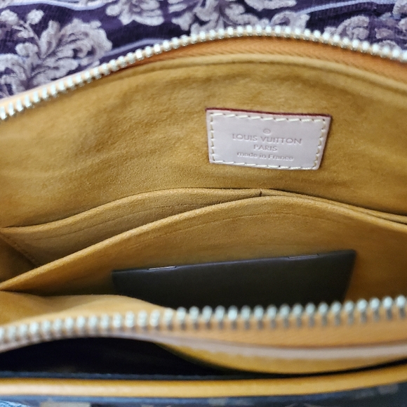 Louis Vuitton Pallas MM - Rare Color Combination - Picture 6 of 8